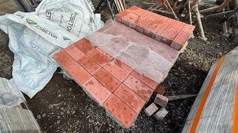 CS beton - slepecká dlažba