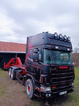 Scania 144 V8 530