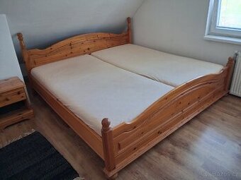 Dřevěná postel 200x200