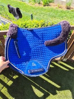 Podsedlová dečka Premier Equine Merino Wool European. Skoko