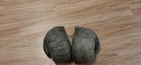 Staré boxerske rukavice - 1