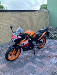 Honda cbr 125r - 1