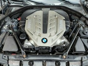BMW N63 motor N63B44 V8 bi-turbo F01 F02 F10 F07