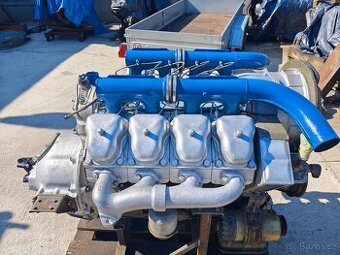 Motor Tatra 148 po Go