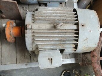 Elektromotor