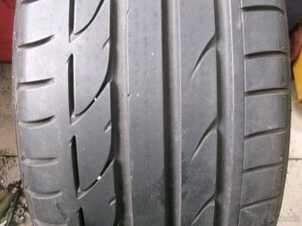 215/40 R17 BRIDGESTONE (5,5-6mm) č.15686