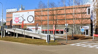 Prodej garážového stání v parkovacím domě na ulici Herčíkova - 1