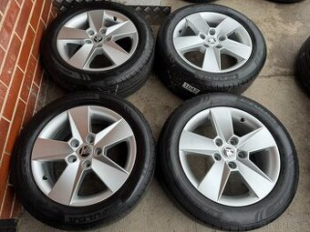 Alu 16" 5x112, škoda Ilias , letní pneu 85%, O3