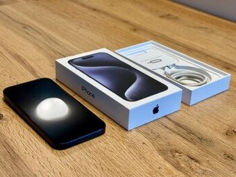 Apple iPhone 15 Pro, 256 GB - výborný stav, kompletní balení