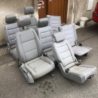 Sedačky vVolkswagen Touran