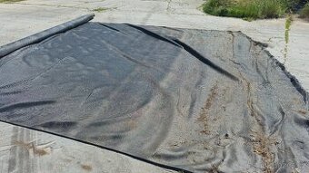 Tkanina pod beton misto kari sítě, do břehu atd. 5m x 25 m