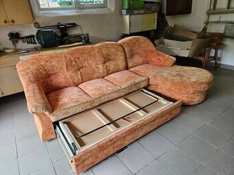 Věnuji sedací soupravu za odvoz