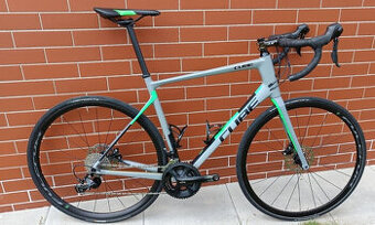 Karbonová silnička CUBE Attain GTC, Shimano 105, vel. 58