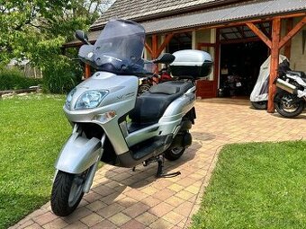 Yamaha Versity 300