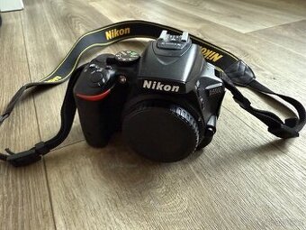 Nikon D5500, Super stav