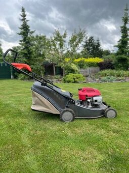 Benzínová sekačka Mountfield XS 50 MH – plně funkční