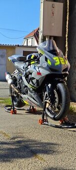 Suzuki GSX-R 750 okruhovka 2010