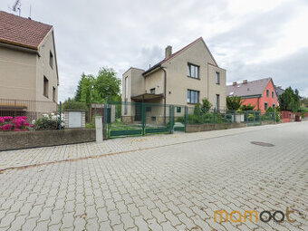 Čelákovice, prodej RD 2x 3+1, pozemek 793 m2 - 1