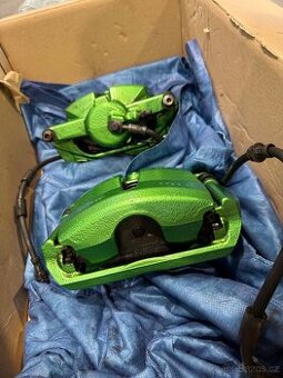 Brzdy O3 RS 340mm + Clubsport kotouce + 310mm zadni brzdy