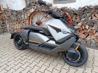 BMW CE 04