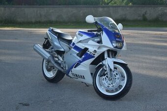 Yamaha FZR1000Yamaha FZR1000