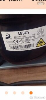 Menší lednice ECG 52x84 cm málo používaná