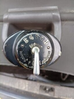 Motorek stěrače Bosch