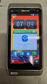 Nokia N8