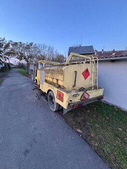 Avia A30 cisterna na díly nebo jako celek