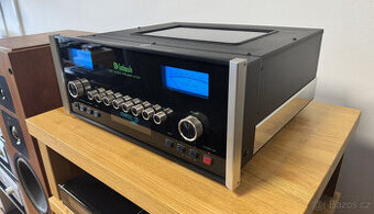 McIntosh C50 - předzesilovač, DAC, MM/MC phono předzesilovač