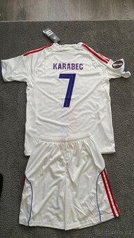 Dětský fotbalový komplet Adam Karabec