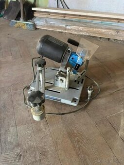 Bruska na pilové kotouče