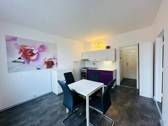 Pronájem bytu 2+kk, 38m2, Heyrovského - 1