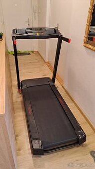 Běžecký pás RUN100E 45 Domyos