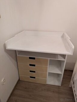 Přebalovací pult IKEA STUVA (Småstad)