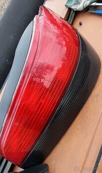 Zadní světla Peugeot 306