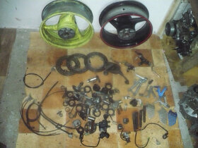 Honda CBR 954 rr/ SC50E/ r. 03- díly