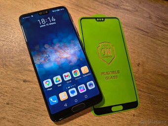 Mobilní telefon Huawei P20 Dual Sim Blue 4GB/128GB