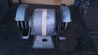 Dvoukotoučova bruska