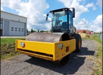 Valec Caterpillar CS64B