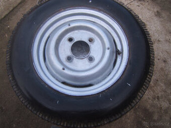 Prodám komplet kolo na Š-Felicia,Octavia,Spartak