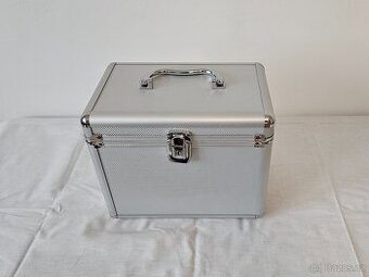 Kufr na CD/DVD nebo kosmetický kufřík