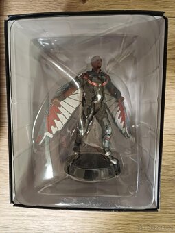 MARVEL MOVIE figurky