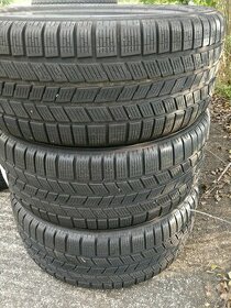 Pirelli 275/45/20 zimní pneu - pouze 1 ks
