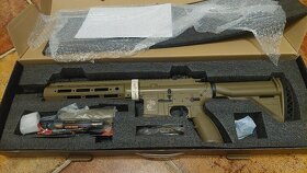 Prodám airsoft zbraň AEG M4 - 1