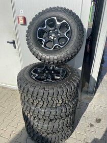 Jeep Wrangler s BF Goodrich MUD sada 5kusů