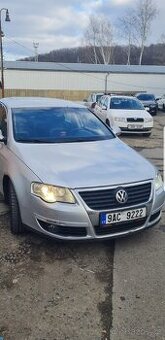 Uber Bolt pronájem Volkswagen Passat 2.0 TDi