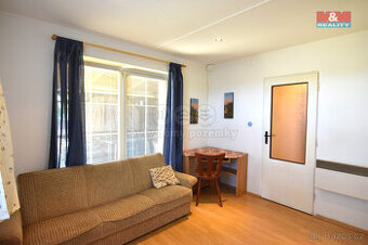Pronájem bytu 1+kk, 27 m², Kolomuty