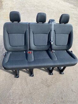 Renault Trafic druhá řada sedadrl