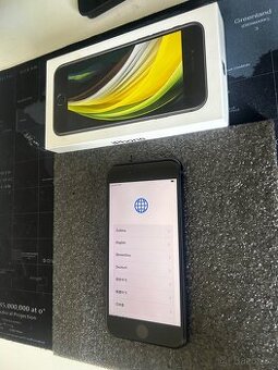 iPhone SE 2022 / 64 gb